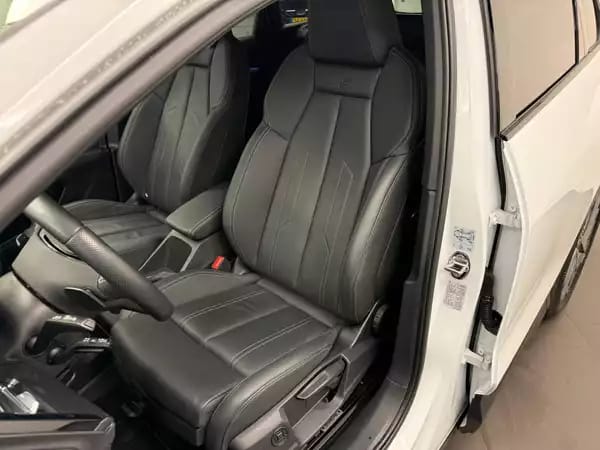 Audi Q4 e-tron 40 150kW / 204ch - Photo 2