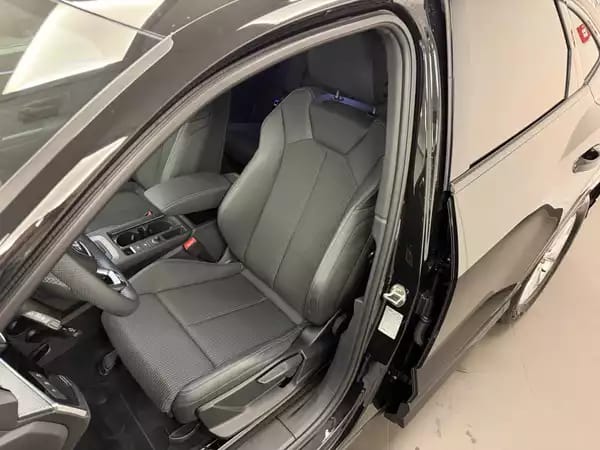 Audi Q3 Sportback S line 35 TFSI 110kW / 150ch S tronic - Photo 2