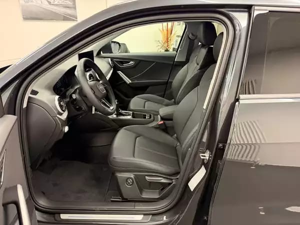 Audi Q2 advanced TDI 110kW / 150ch S tronic - Photo 2
