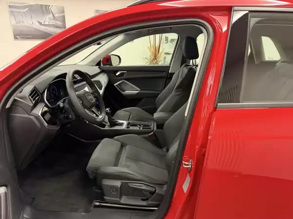 Audi Q3 S line 45 TFSIe 245 CV / 180 kW S tronic - Photo 2