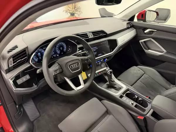 Audi Q3 S line 45 TFSIe 245 CV / 180 kW S tronic - Photo 3
