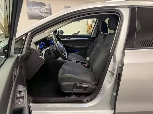 Volkswagen Golf Life 2.0 TDI 116 CV / 85 kW 6 vitesses - Photo 2