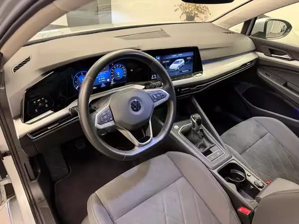 Volkswagen Golf Life 2.0 TDI 116 CV / 85 kW 6 vitesses - Photo 3