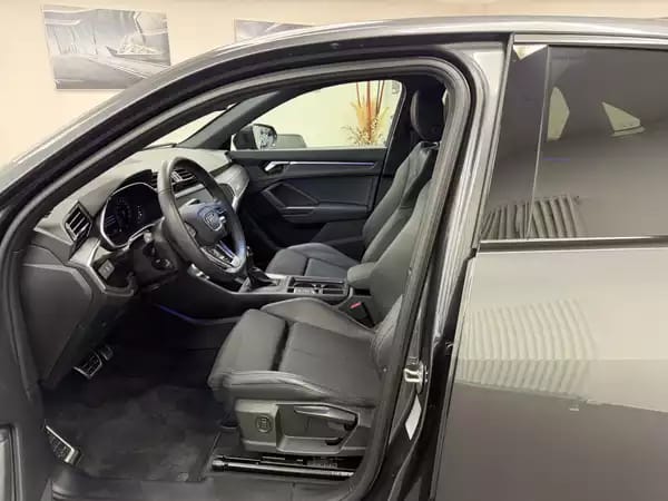 Audi Q3 Sportback S line 45 TFSI e 245 CV / 180kW S tronic - Photo 2