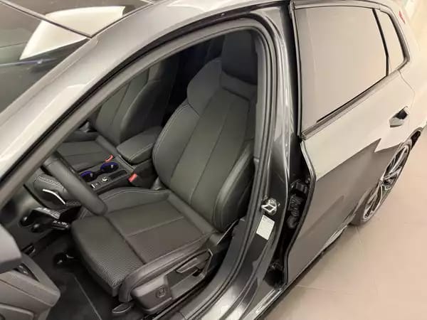 Audi S3 Sportback TFSI quattro 333 CV / 245 kW S tronic - Photo 2