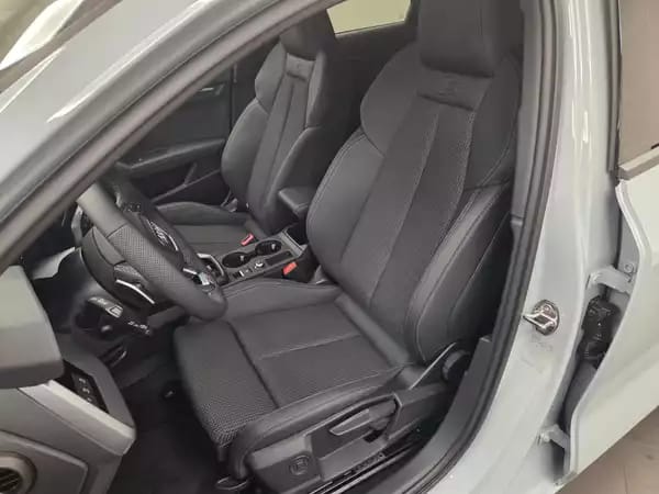 Audi A3 Sportback TFSI 116 CV / 85 kW S tronic - Photo 2