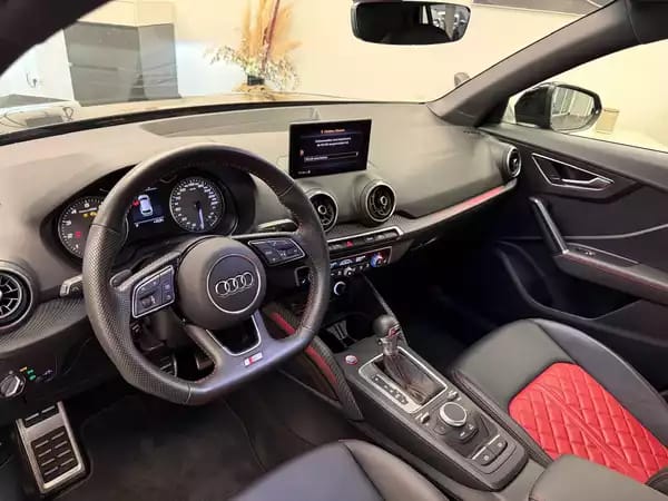 Audi SQ2 TFSI 300 CV / 221 KW quattro S tronic - Photo 3