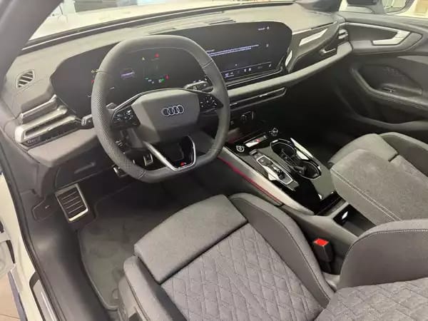 Audi A5 A5 Avant S line TFSI 150 CV / 110 kW S tronic - Photo 3