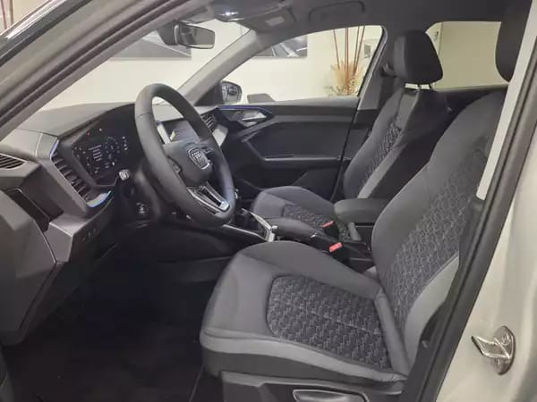 Audi A1 Sportback advanced TFSI 116 CV / 85 kW S tronic - Photo 2