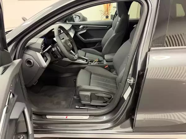 Audi A3 Sportback S line TDI 150 CV / 110 kW S tronic - Photo 2
