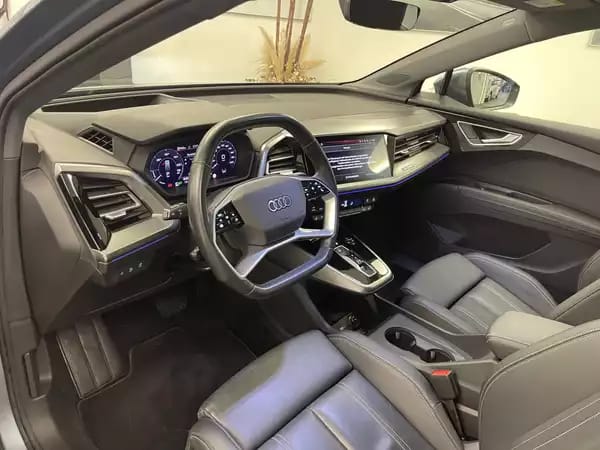 Audi Q4 e-tron 40 Advanced 204 CV / 150 kW - Photo 3