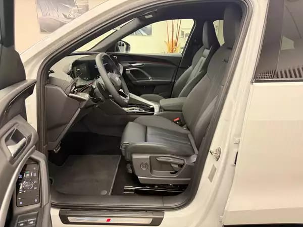 Audi Q5 S line Sportback 204 CV / 150 kW TFSI quattro S tronic - Photo 2