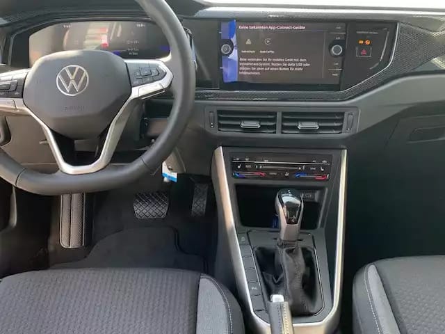 Volkswagen Taigo LIFE 1.0TSI 116CV DSG7 - Photo 1