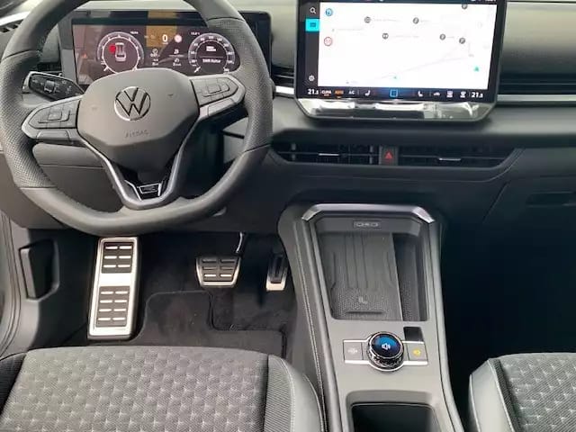 Volkswagen T-Roc R-LINE BLACK STYLE 1.5eTSI 150CV DSG7 - Photo 1