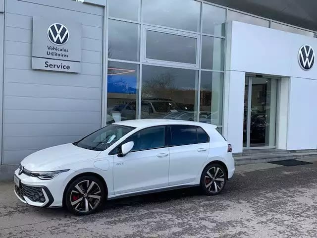 Volkswagen Golf GTE 1.5TSI 177CV DSG6 - Photo 1
