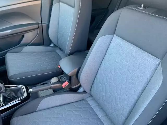 Volkswagen T-Cross LIFE 1.0TSI 116CV DSG7 - Photo 1