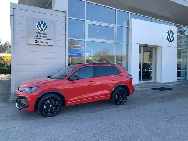 Volkswagen Tiguan R-LINE BLACK STYLE 1.5 eHYBRID 177CV DSG6 - Photo 1