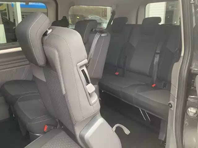 Volkswagen Caravelle LIFE 2.0TDI 150CV AUT.8 - Photo 1