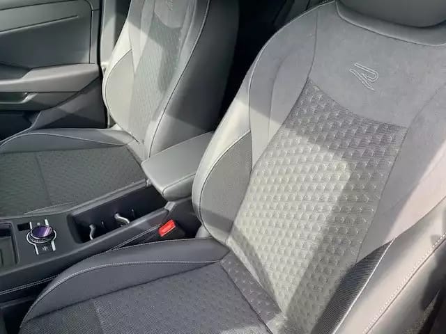 Volkswagen T-Roc NF R-LINE 1.5eTSI 150CV DSG7 - Photo 1