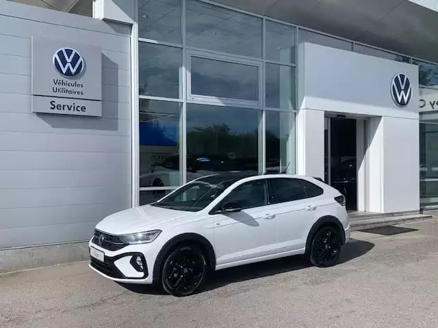 Volkswagen Taigo R-LINE BLACK STYLE 1.5TSI 150CV DSG7 - Photo 1
