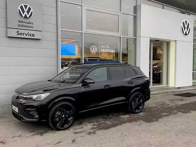 Volkswagen Tiguan R-LINE BLACK STYLE 1.5 eHYBRID 177CV DSG6 - Photo 1