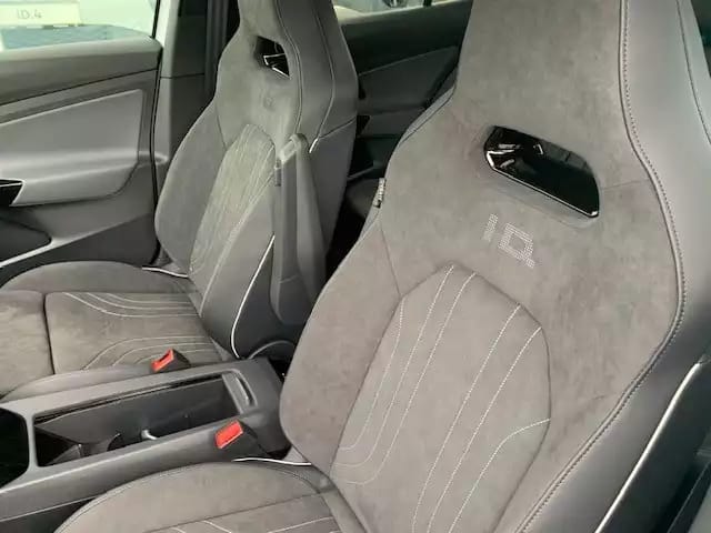 Volkswagen ID.5 PRO BLACK STYLE 210KW / 77 kWh - Photo 1