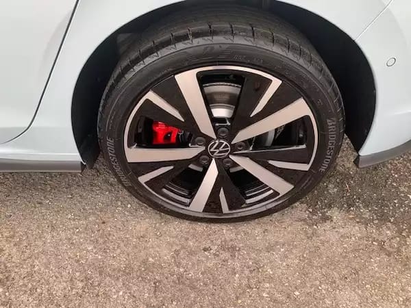 Volkswagen Golf GTE BLACK STYLE 1.5 177CV DSG6 - Photo 3