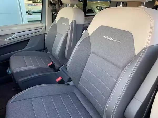 Volkswagen California OCEAN LP4 2.0TDI 150CV DSG7 - Photo 2