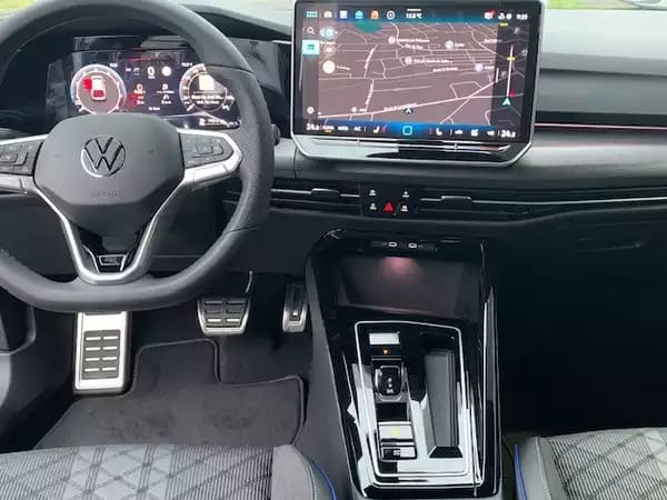 Volkswagen Golf R-LINE BLACK STYLE 2.0TDI 150CV DSG7 - Photo 2