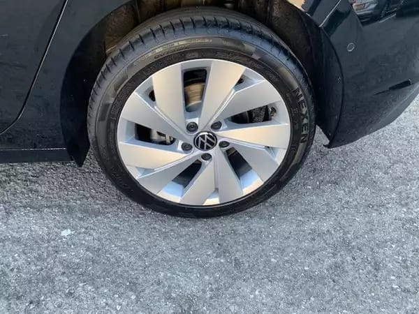 Volkswagen Golf LIFE 1.5 eHYBRID 150CV DSG6 - Photo 3