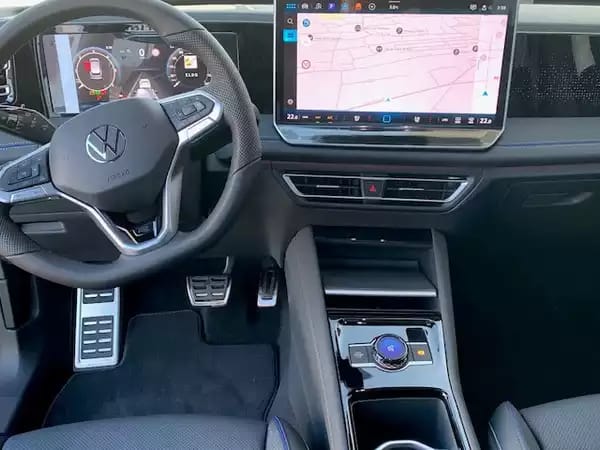 Volkswagen Tiguan R-LINE BLACK STYLE 1.5 eHYBRID 177CV DSG6 - Photo 2