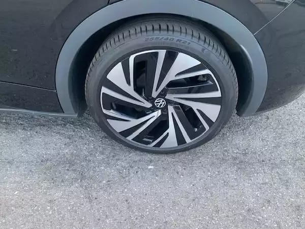 Volkswagen ID.5 PRO PERFORMANCE 150KW / 77 kWh - Photo 3