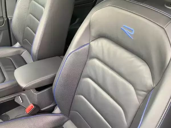 Volkswagen Tiguan R BLACK STYLE 2.0 TSI 320CV 4MOTION DSG7 - Photo 2