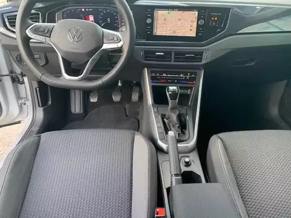 Volkswagen Polo LIFE 1.0 95CV 5VITESSES - Photo 2