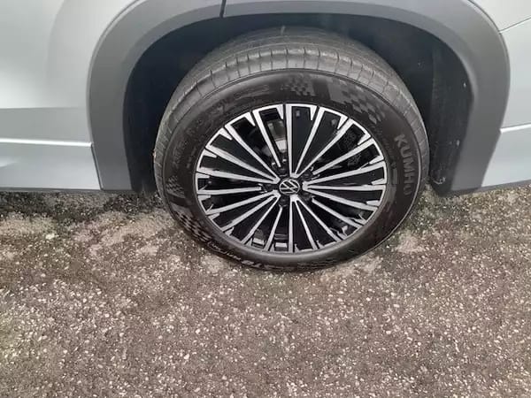 Volkswagen Tayron LIFE 1.5 eTSI 150CV DSG7 - Photo 3