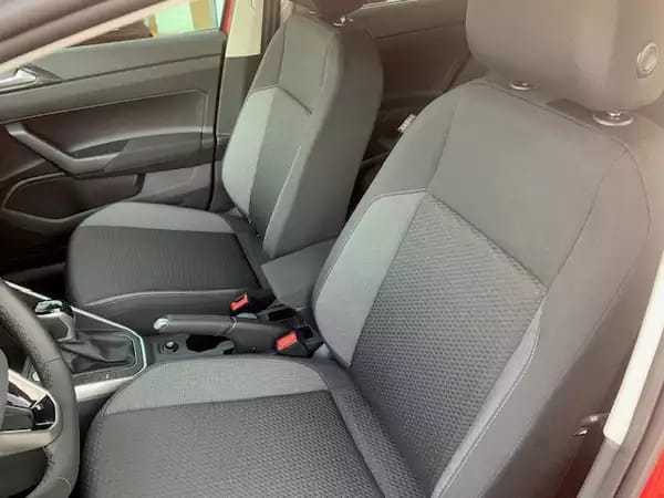 Volkswagen Taigo LIFE 1.0TSI 116CV DSG7 - Photo 2