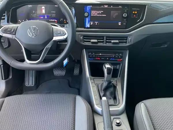 Volkswagen Taigo LIFE 1.0TSI 116CV DSG7 - Photo 2