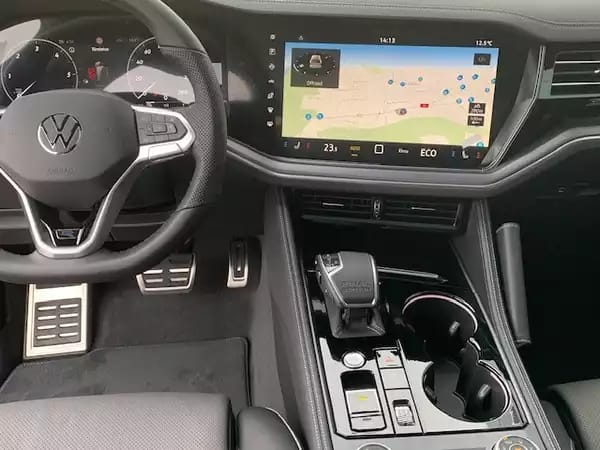 Volkswagen Touareg FINAL EDITION R-LINE BLACK STYLE 3.0TDI V6 286CV 4MOTION AG8 - Photo 2