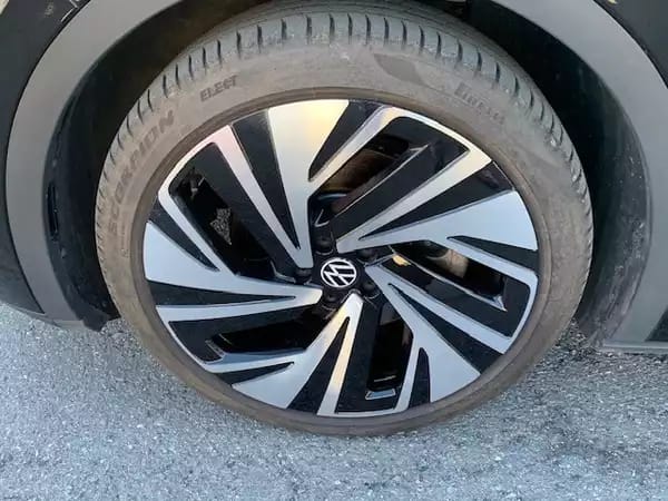 Volkswagen ID.5 PRO PERFORMANCE 150KW / 77kWh - Photo 3