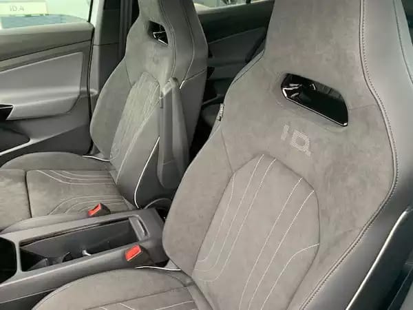 Volkswagen ID.5 PRO BLACK STYLE 210KW / 77 kWh - Photo 2