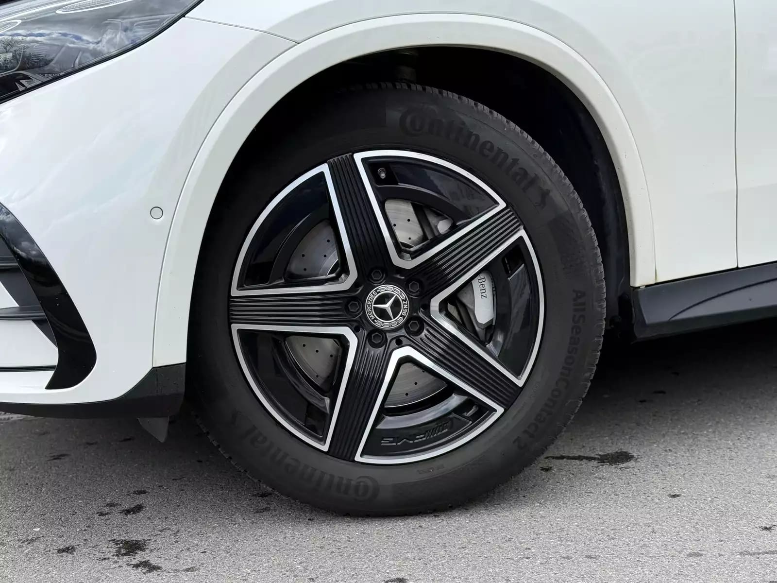 Mercedes-Benz GLC 200 AMG Line 4 Matic - Photo 1