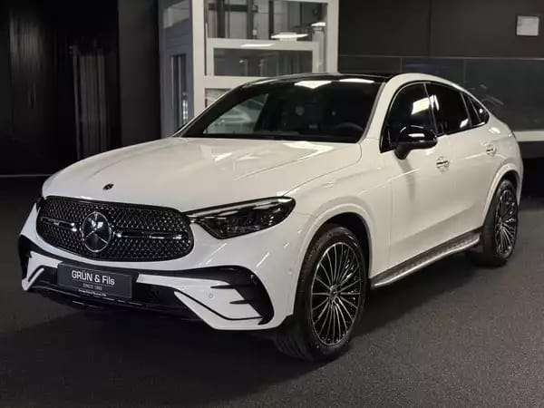 Mercedes-Benz GLC 220 4 MATIC  AMG LINE STAR EDITION - Photo 2