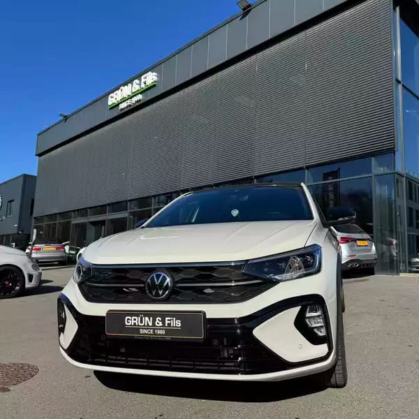 Volkswagen Taigo RLINE - Photo 2