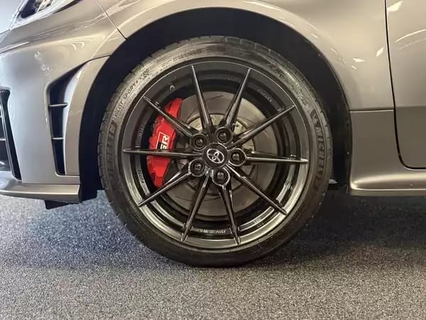 Toyota Yaris GR AT - Photo 3