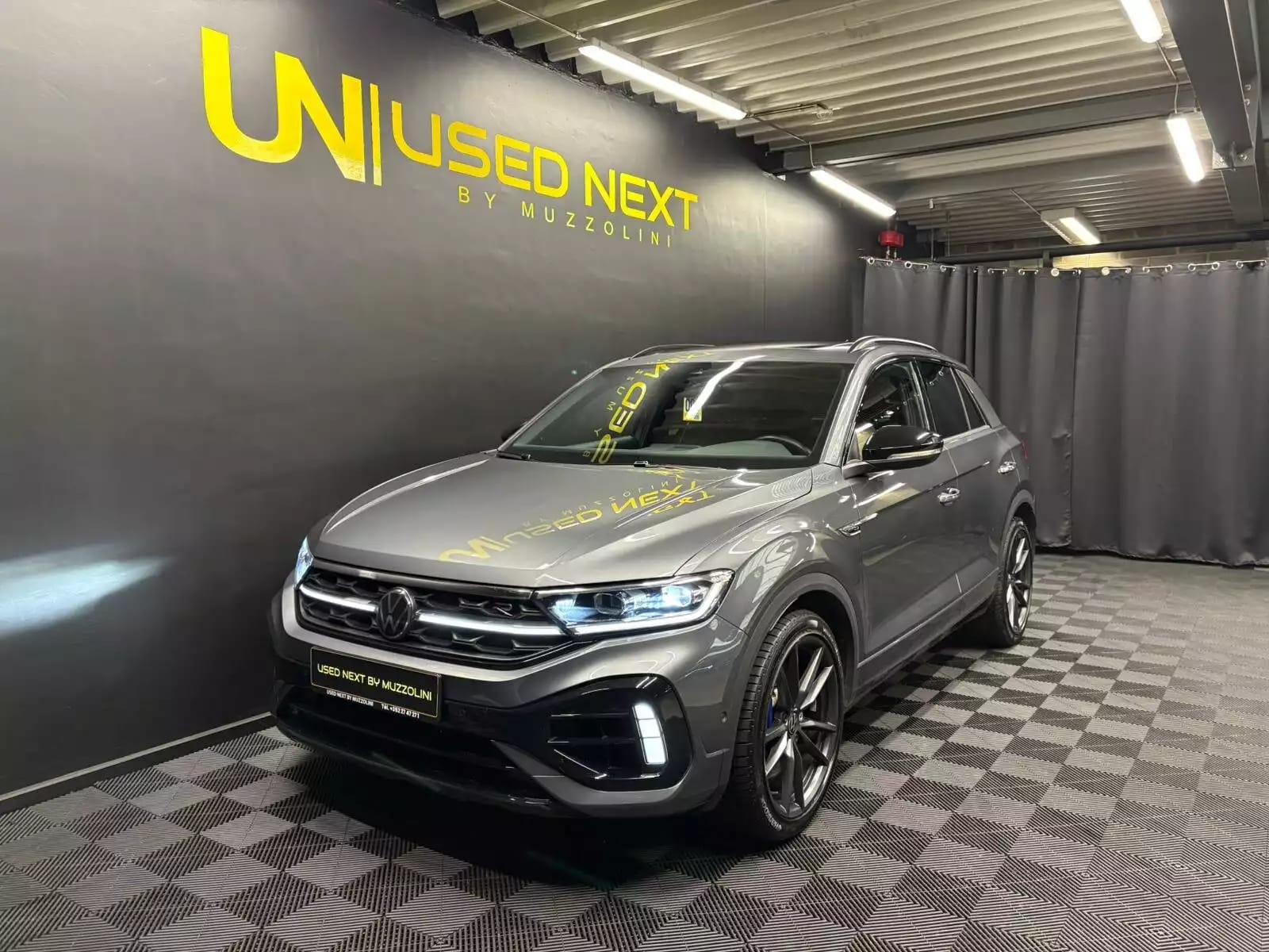 Volkswagen T-Roc R 4Motion 2.0 TSI 300cv CAMERA/PANO/AKRAPOVIC - Photo 1