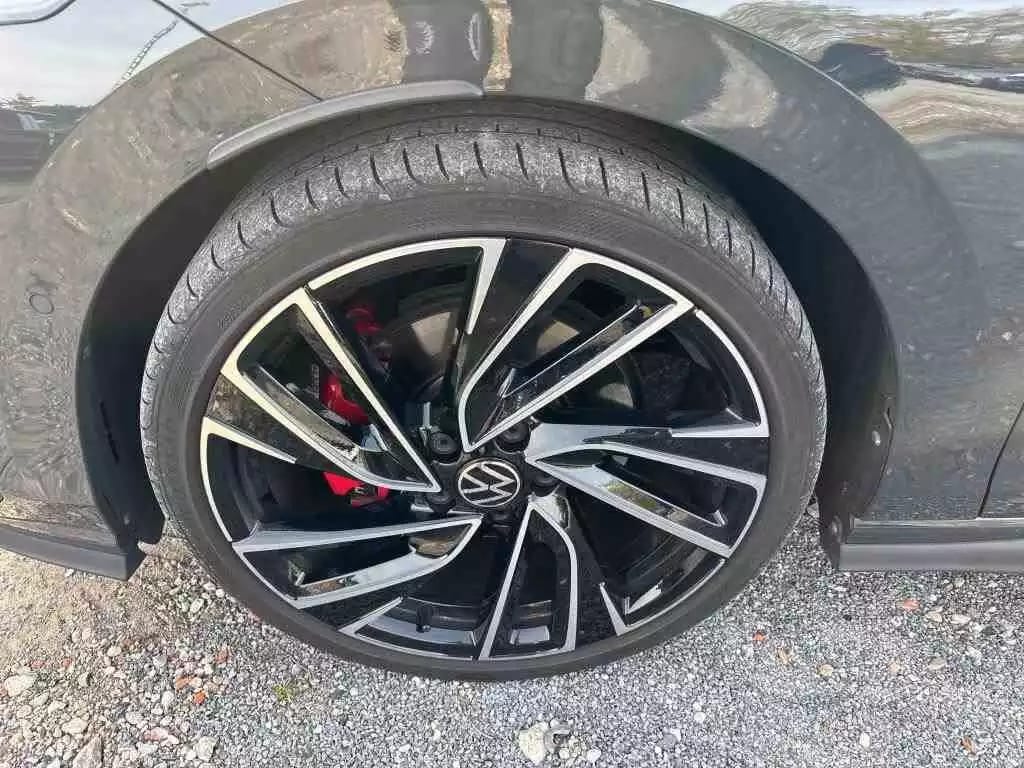 Volkswagen Golf GTD 2.0 TDI 200 CAMERA/ATTELAGE/ACC - Photo 1