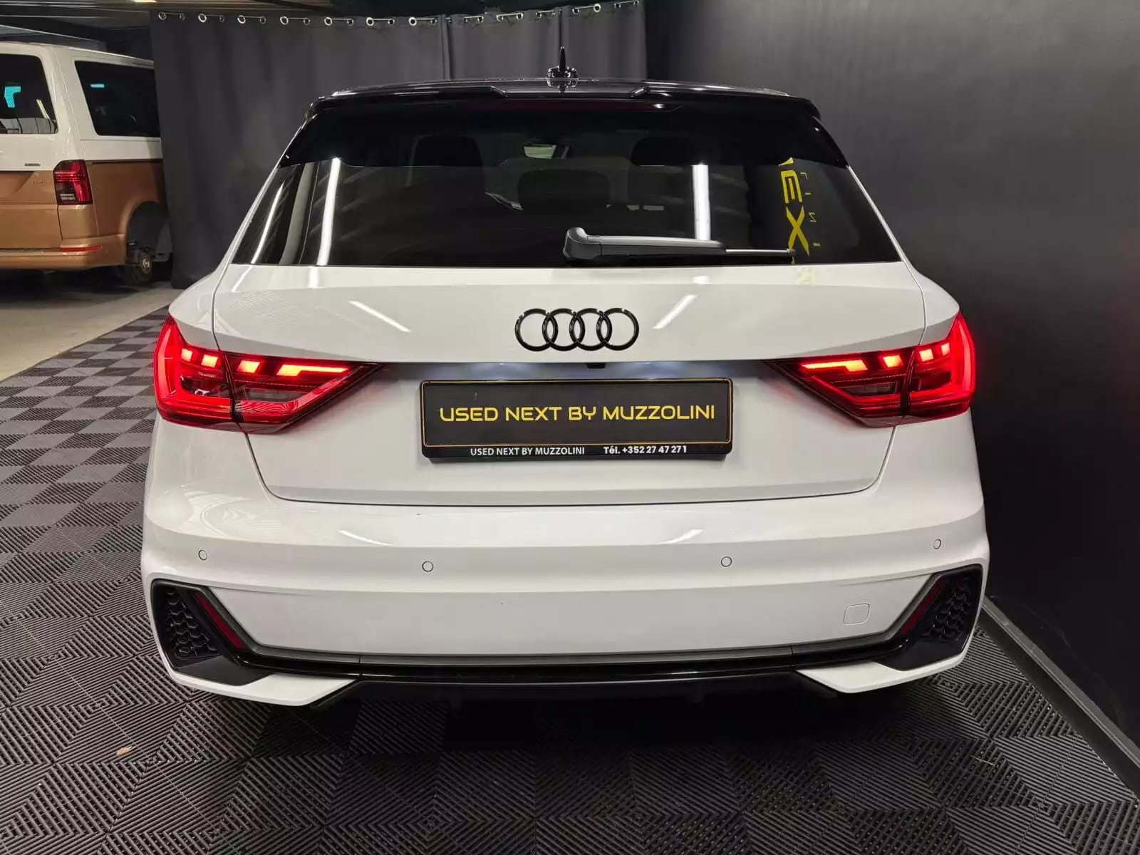 Audi A1 30 TFSI 115cv S-TRONIC Black Edition CAMERA/ECLAIRAGE D'AMBIANCE - Photo 1