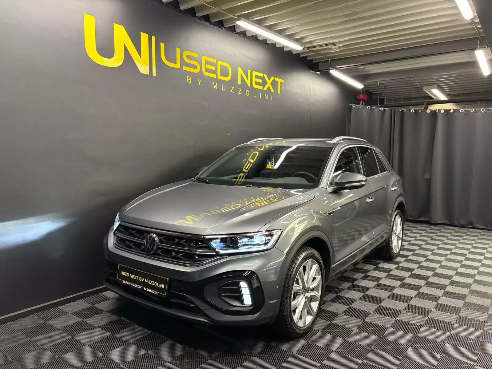 Volkswagen T-Roc 150cv R-Line Edition DSG CAMERA/ACC/HAYON ELEC - Photo 1