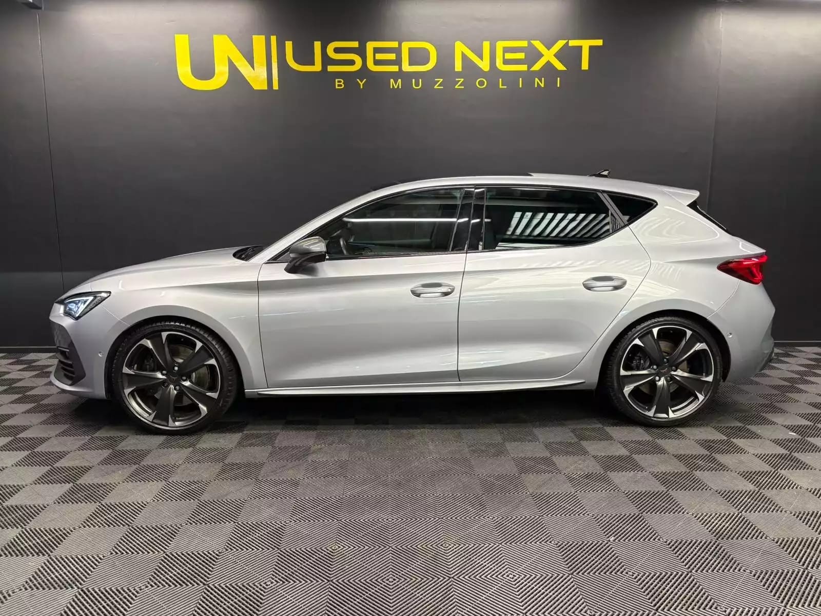 Cupra Leon VZ 2.0 TSI 300cv PANO/CUIR/CAMERA - Photo 1