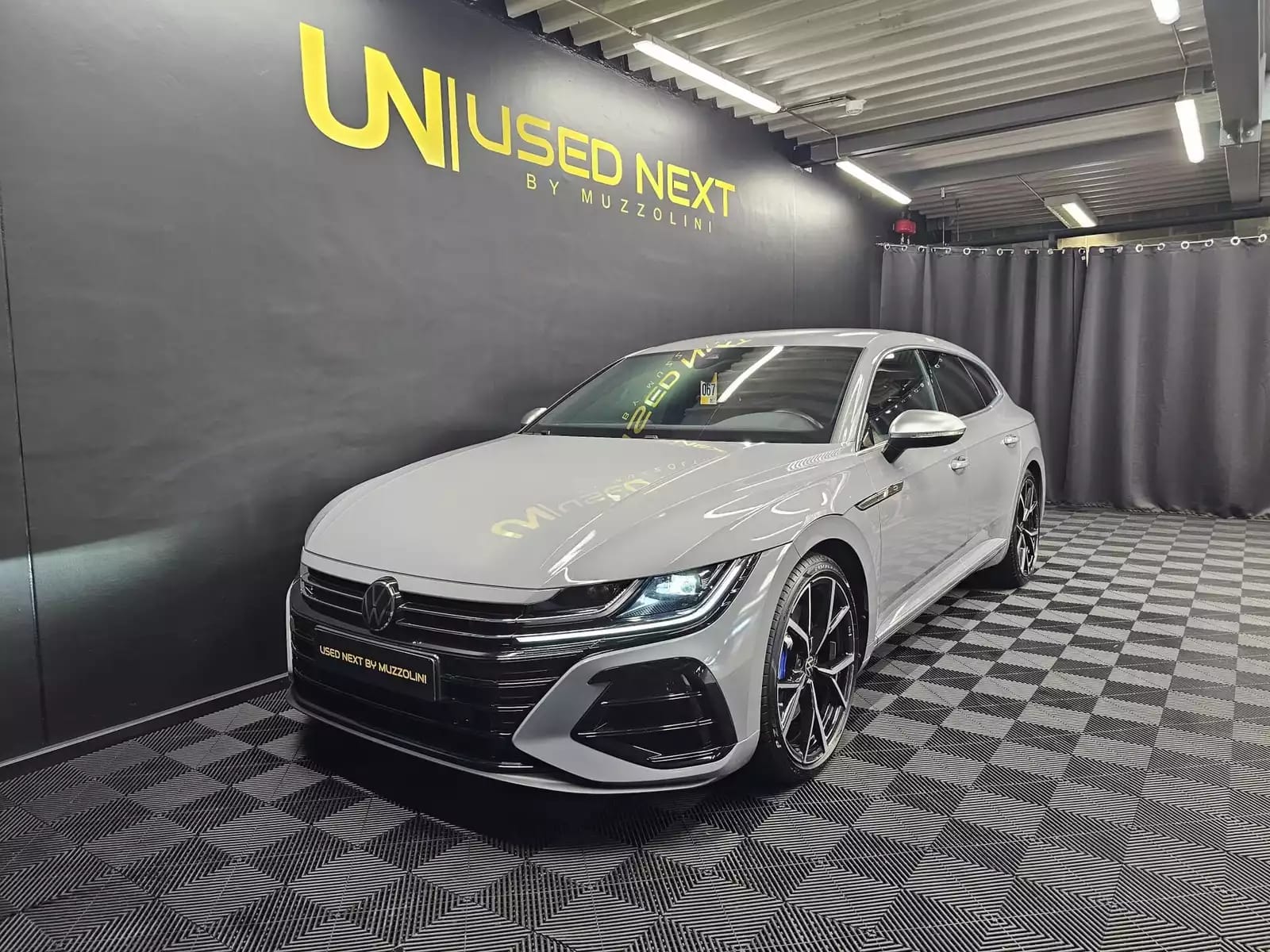 Volkswagen Arteon R Shooting Brake 2.0 TSI 320cv 4motion - Photo 1